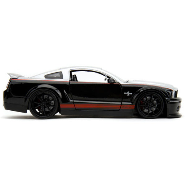 Big Time Muscle - 2008 Ford Mustang Shelby GT500 1:24 Scale Diecast Vehicle