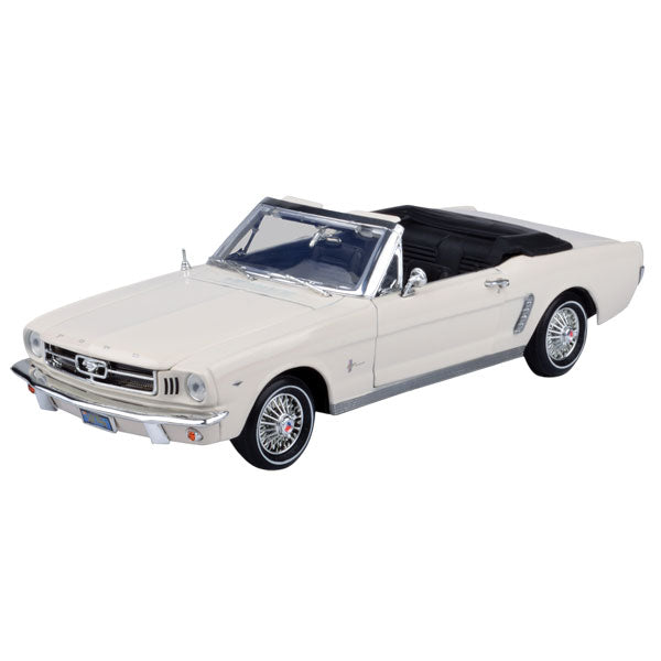 Timeless Legends - 1:18 Scale 1964 1/2 Ford Mustang (Convertible) [White]