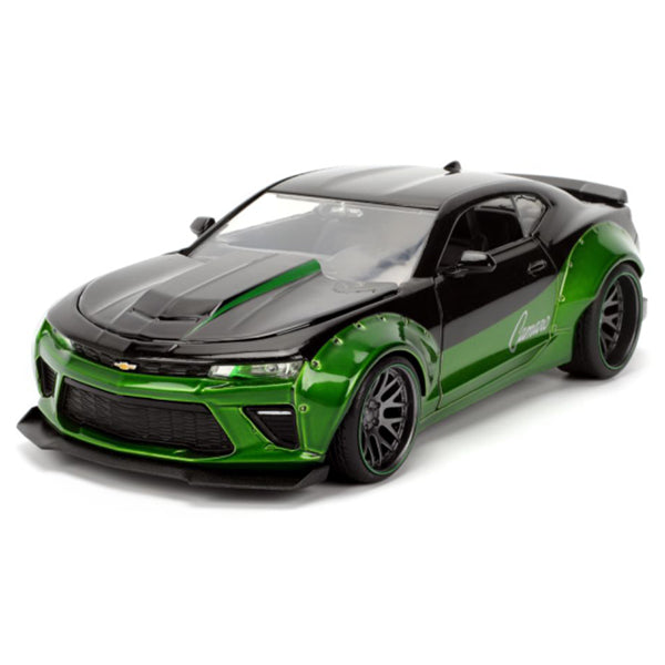 Pink Slips - 1:24 Scale 2016 Chevrolet Camaro SS Diecast Vehicle