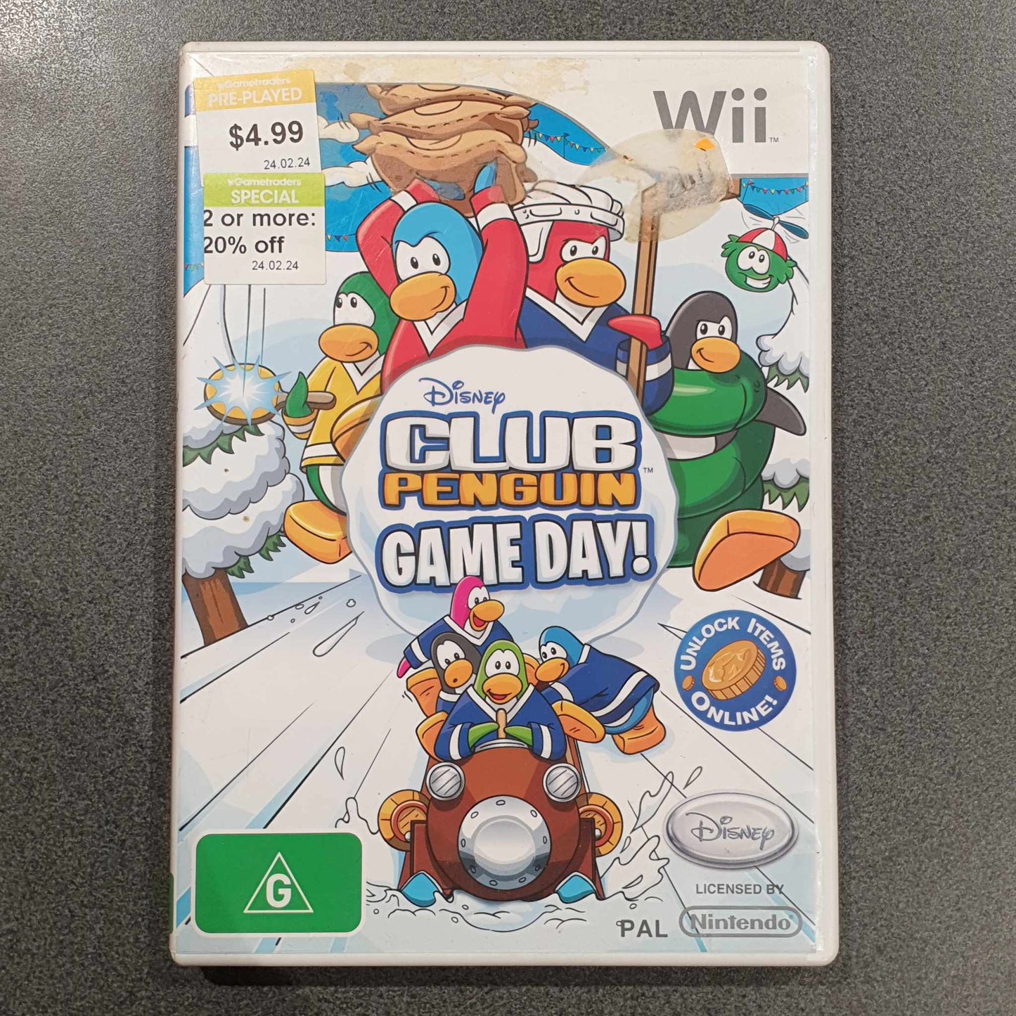 Club Penguin: Game Day!