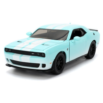 Pink Slips - 1:24 Scale 2015 Dodge Challenger SRT Hellcat Diecast Vehicle